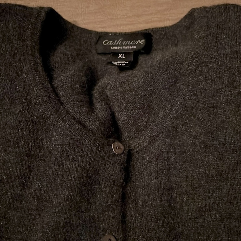 Lord & Taylor Cashmere long sleeve dark grey sweater